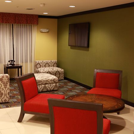 Holiday Inn Express And Suites Detroit North-Troy By Ihg Dış mekan fotoğraf