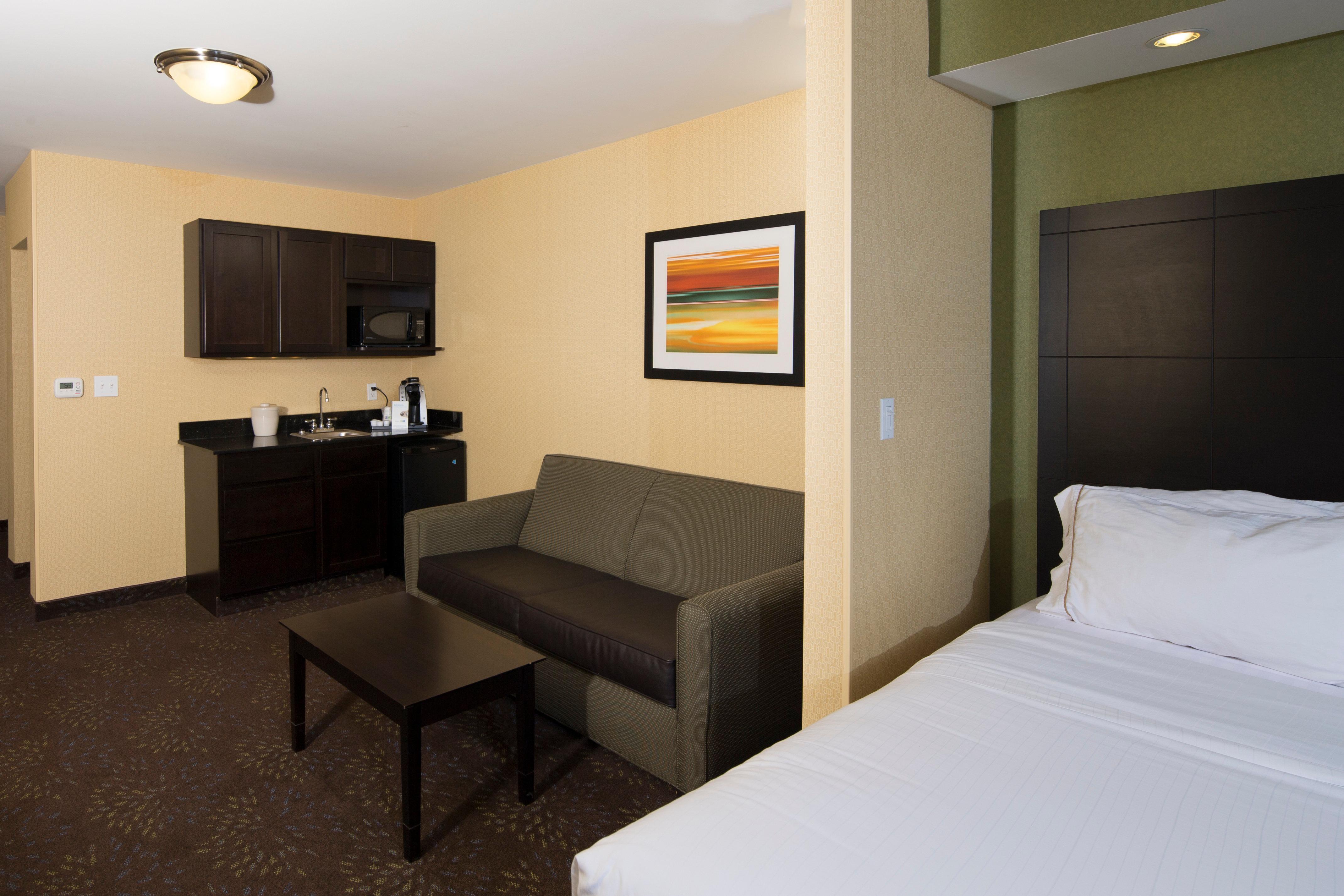 Holiday Inn Express And Suites Detroit North-Troy By Ihg Dış mekan fotoğraf