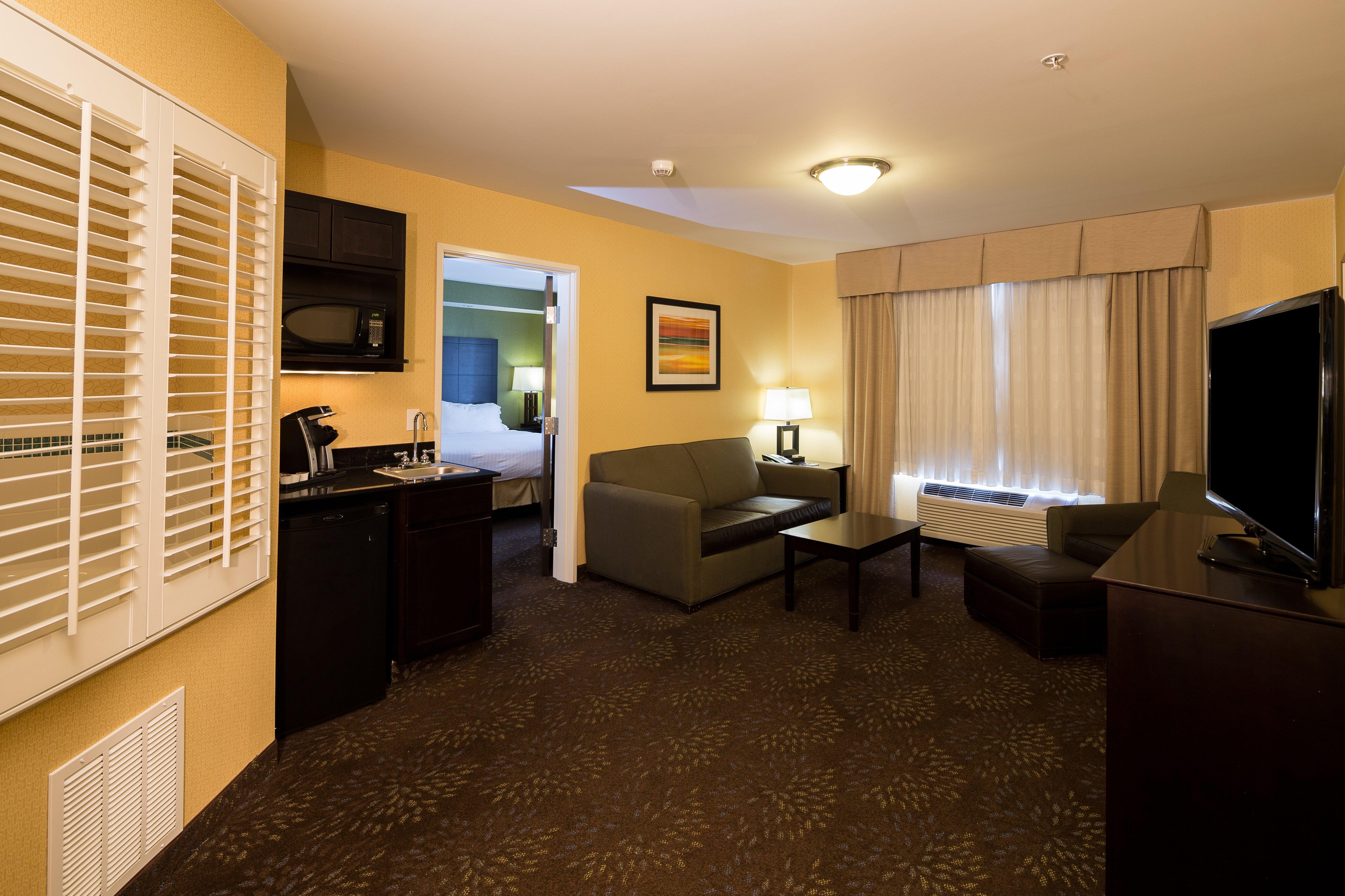 Holiday Inn Express And Suites Detroit North-Troy By Ihg Dış mekan fotoğraf