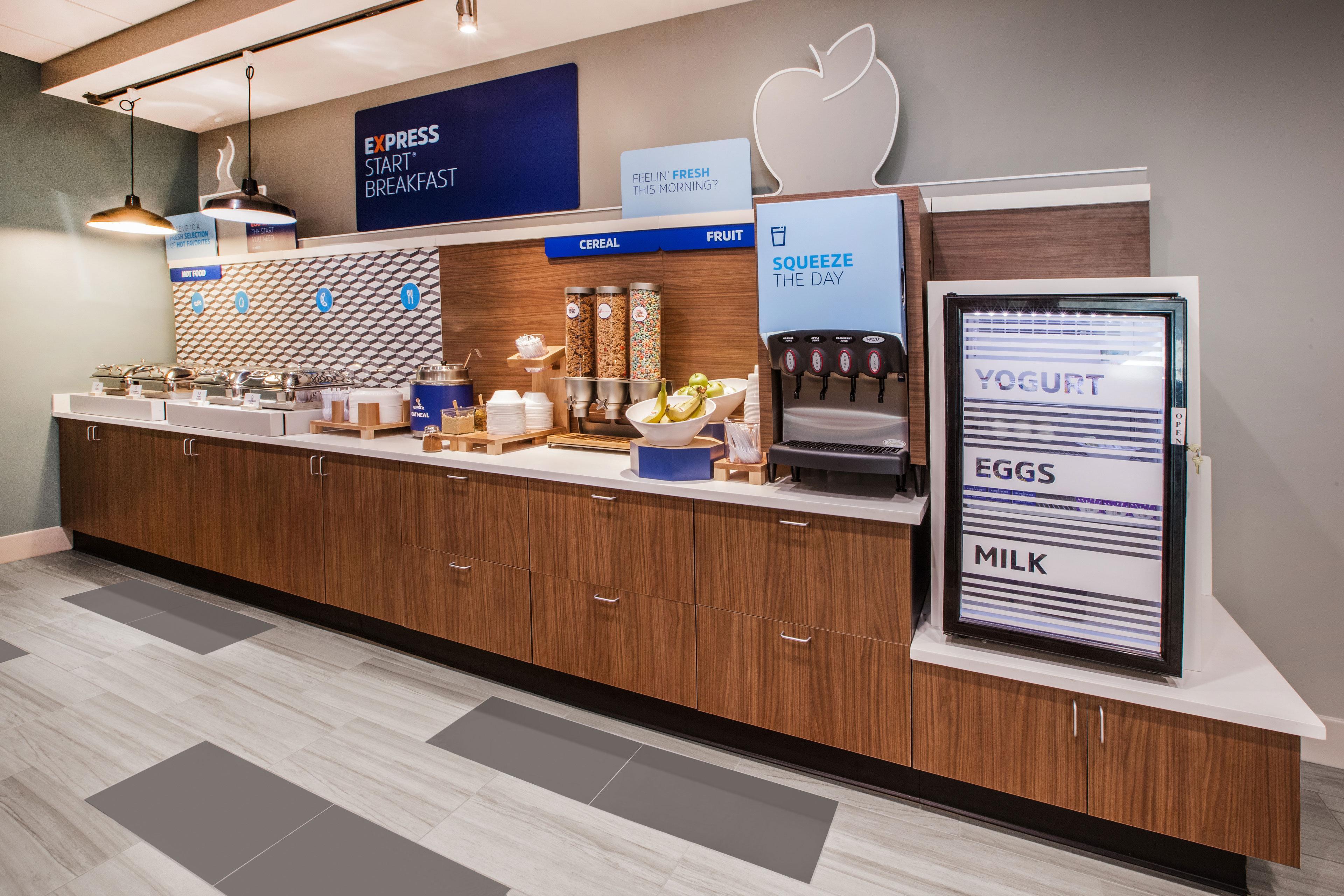 Holiday Inn Express And Suites Detroit North-Troy By Ihg Dış mekan fotoğraf
