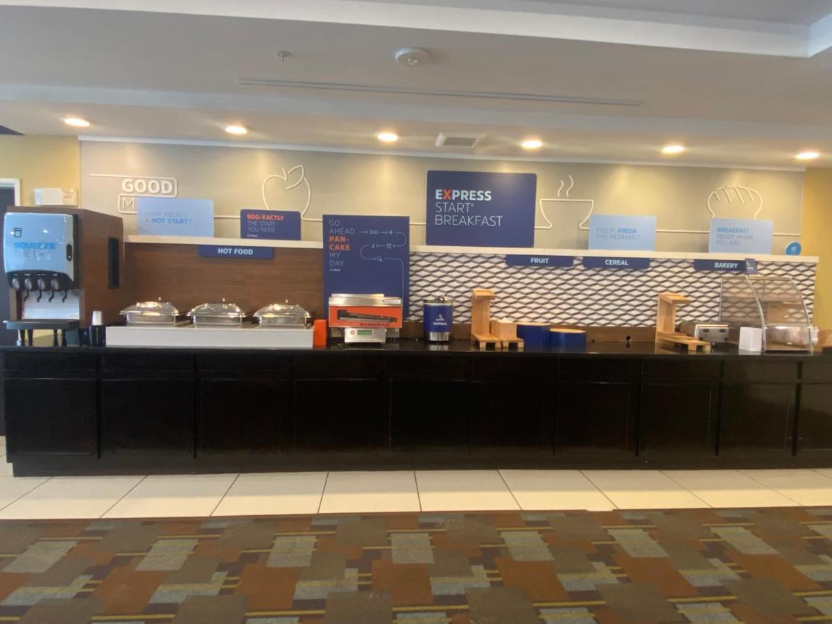 Holiday Inn Express And Suites Detroit North-Troy By Ihg Dış mekan fotoğraf