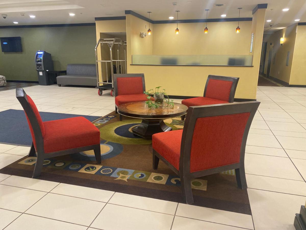 Holiday Inn Express And Suites Detroit North-Troy By Ihg Dış mekan fotoğraf